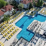 Complex Sundia By Liberty (adults Only) 4*