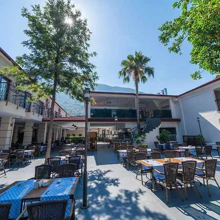 Sundia By Liberty (adults Only)